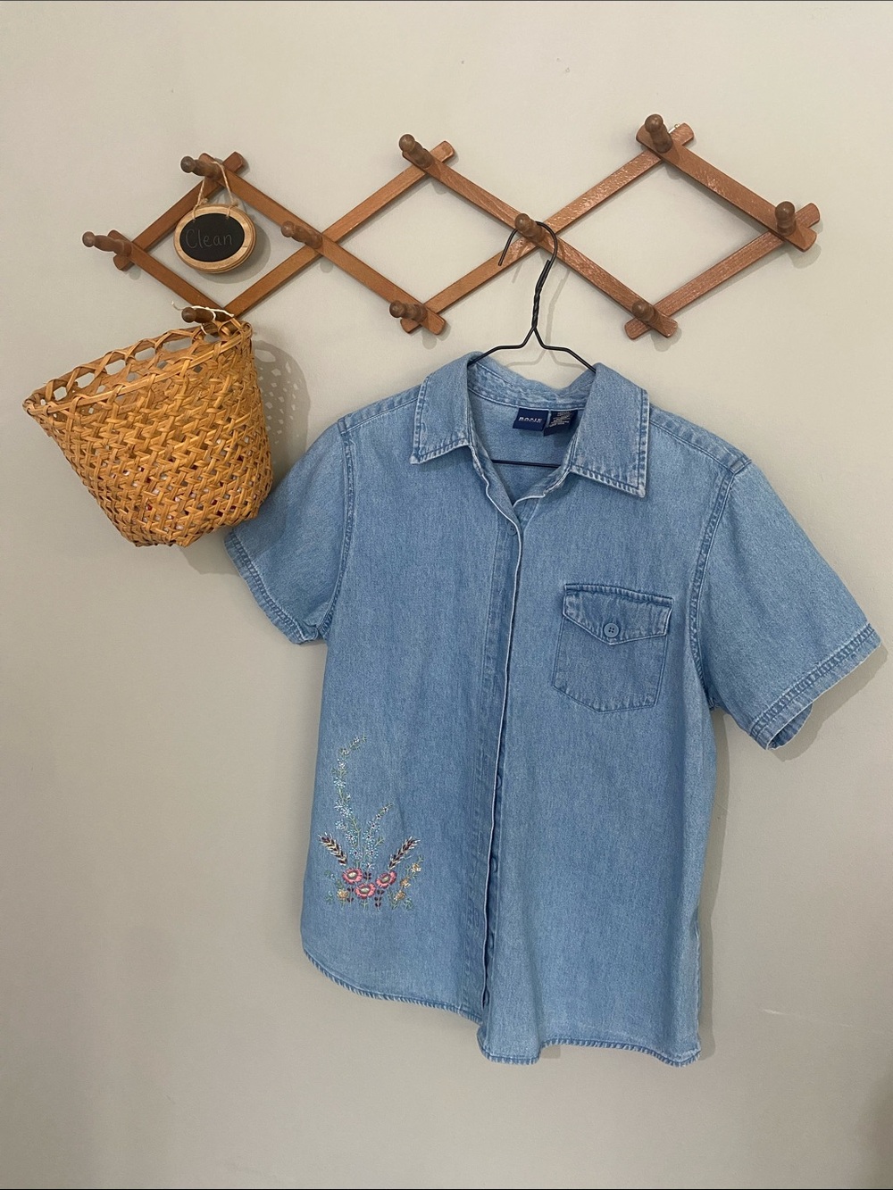 Vintage Blue Denim Short-Sleeve Shirt with Floral Embroidery